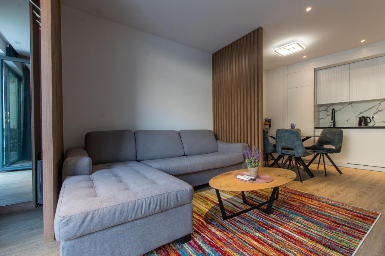 Apartmán Bernard With Shared Pool *